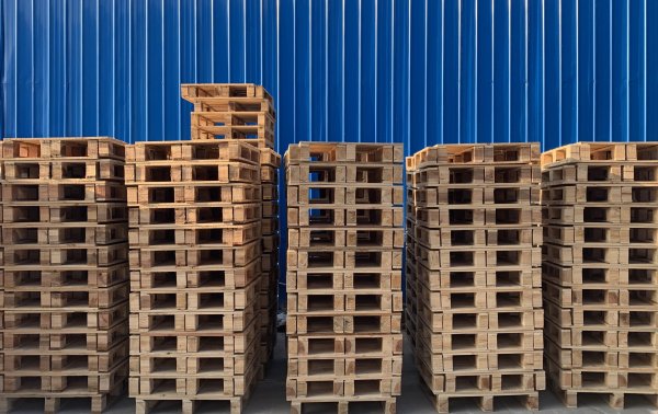 新华木托盘摆放技巧